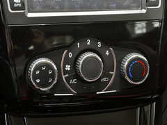2014款 1.5L 手动 舒适型 7座