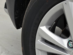 2014款 1.5L 手动 舒适型 7座