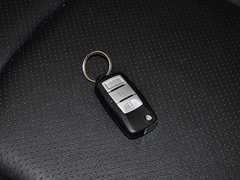 2014款 1.5L 手动 舒适型 7座