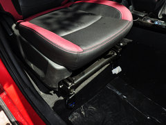 2014款 1.5L 手动 舒适型 7座