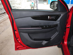 2014款 1.5L 手动 舒适型 7座