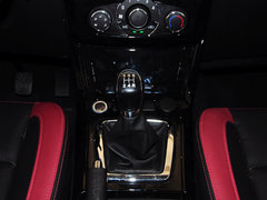 2014款 1.5L 手动 舒适型 7座