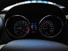 2014款 1.5L 手动 舒适型 7座