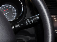 2014款 1.5L 手动 舒适型 7座