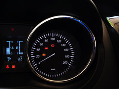 2014款 1.5L 手动 舒适型 7座