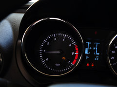 2014款 1.5L 手动 舒适型 7座