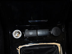 2014款 1.5L 手动 舒适型 7座