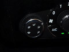 2014款 1.5L 手动 舒适型 7座