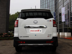 2014款 1.5L 手动 豪华型 7座