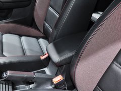 2014款 1.4T 自动 Sportline