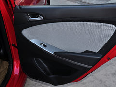 2014款 1.4L 自动 GLX