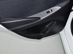 2014款 1.4L 自动 GLX