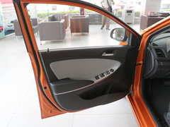 2014款 1.6L 自动 TOP