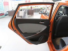 2014款 1.6L 自动 TOP