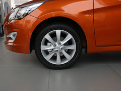 2014款 1.6L 自动 TOP