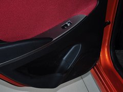 2014款 1.6L 自动 TOP