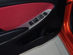 2014款 1.6L 自动 TOP