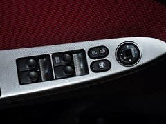 2014款 1.6L 自动 TOP