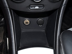 2014款 1.6L 自动 TOP