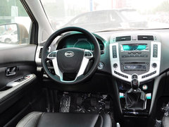 比亚迪S6 2014款 2.0L 手动 精英型 5座