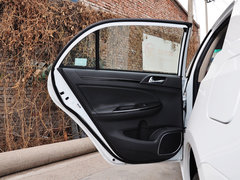 2014款 1.5L 手动 豪华型