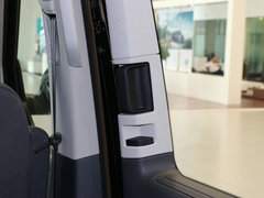 2014款 2.0TSI DCT 四驱舒适版 9座