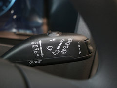 2014款 2.0TSI DCT 四驱舒适版 9座