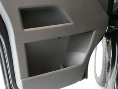 2014款 2.0TSI DCT 四驱舒适版 9座