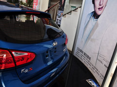 2014款 1.6L AT Premium Multi