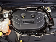 2014款 2.0T 自动 四驱尊耀版 5座