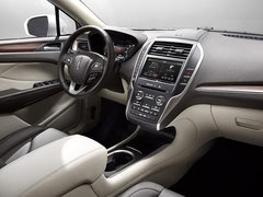 2014款 2.0T 自动 四驱尊耀版 5座