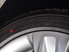 2014款 2.0T 自动 四驱尊耀版 5座