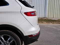 2014款 2.0T 自动 四驱尊耀版 5座