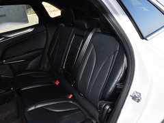 2014款 2.0T 自动 四驱尊耀版 5座