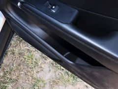 2014款 2.0T 自动 四驱尊耀版 5座