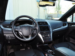 2014款 2.0T 自动 四驱尊耀版 5座