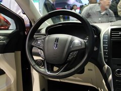 2014款 2.0T 自動 四驅(qū)尊雅版 5座