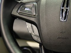 2014款 2.0T 自動 四驅(qū)尊雅版 5座