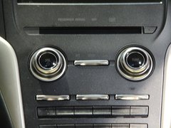 2014款 2.0T 自動 四驅(qū)尊雅版 5座