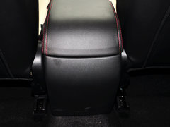 2014款 三厢 2.0L 自动 运动型