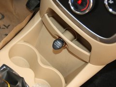 2014款 1.3L 手动 精英型
