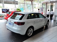 2014款 Sportback 35 TFSI 舒适型