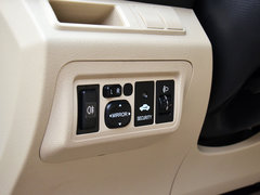 2014款 1.5L 手动 尊贵型