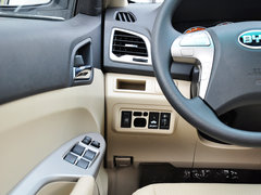 2014款 1.5L 手动 尊贵型