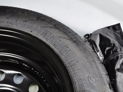 2014款 1.5L 手动 尊贵型