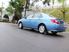 2014款 1.5L 手动 尊贵型