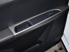 2014款 1.6L 手动 尊雅型CNG