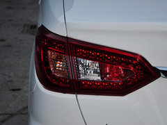 2014款 1.6L 手动 尊雅型CNG