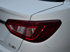 2014款 1.6L 手动 尊雅型CNG
