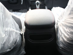 2014款 2.0L 自動 豪華型